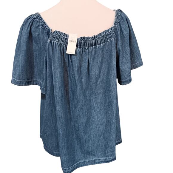 NEW GAP Boho Peasant Top Large Square Gathered Neck Milkmaid Cotton Light Denim - Picture 7 of 7